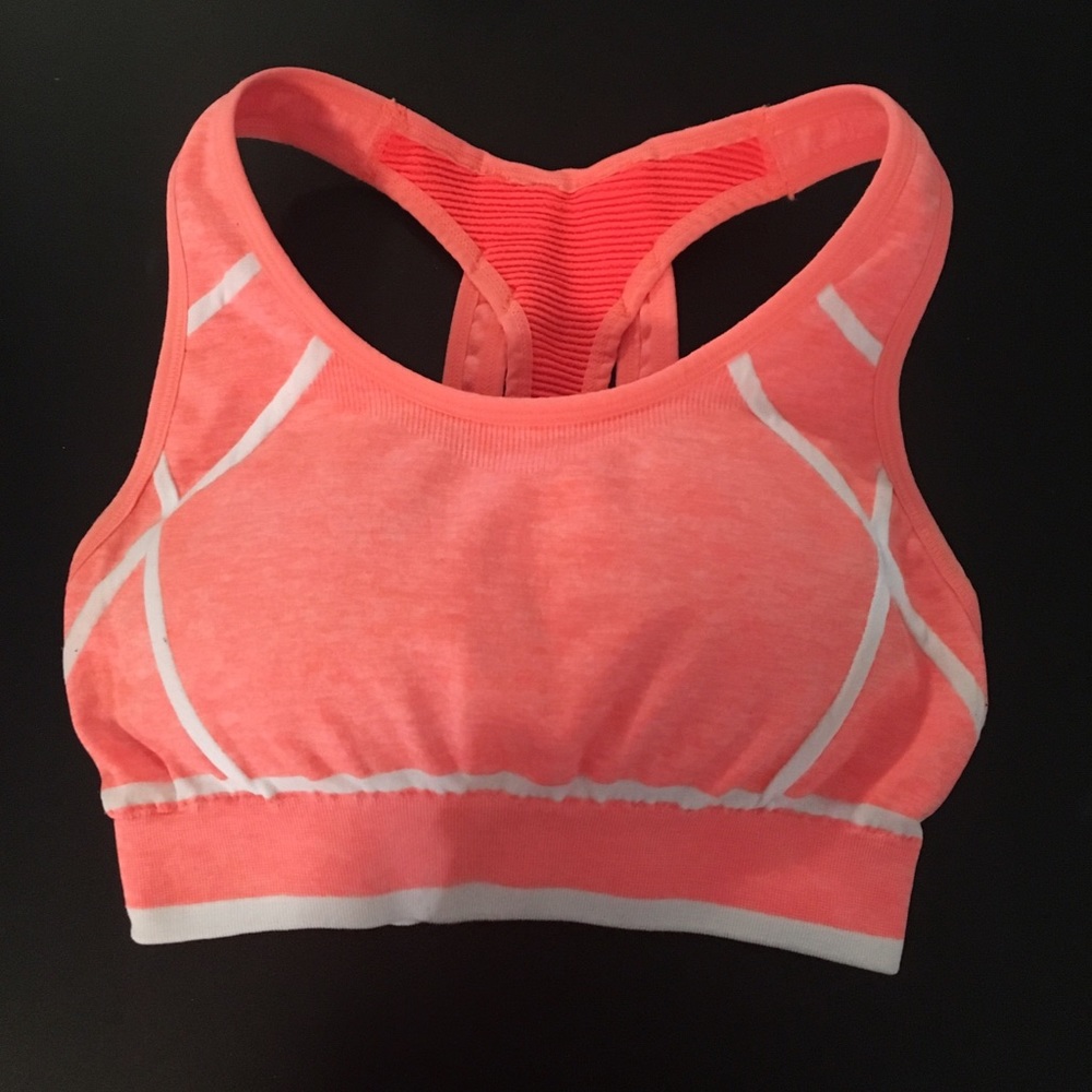 sports bra